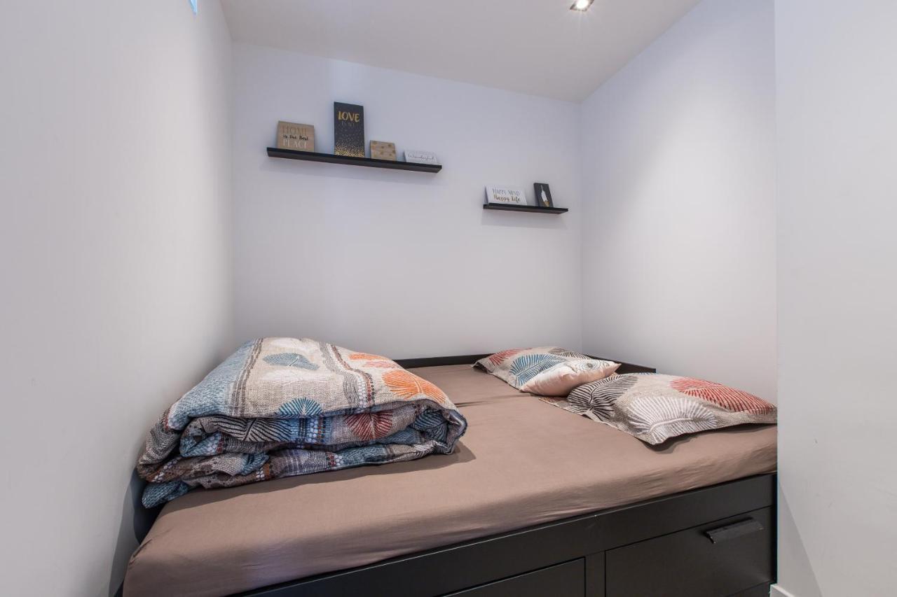 Lb Vacation Rentals I Admire Panoramic Ocean Views Through Walls Of Windows Cannes Ngoại thất bức ảnh