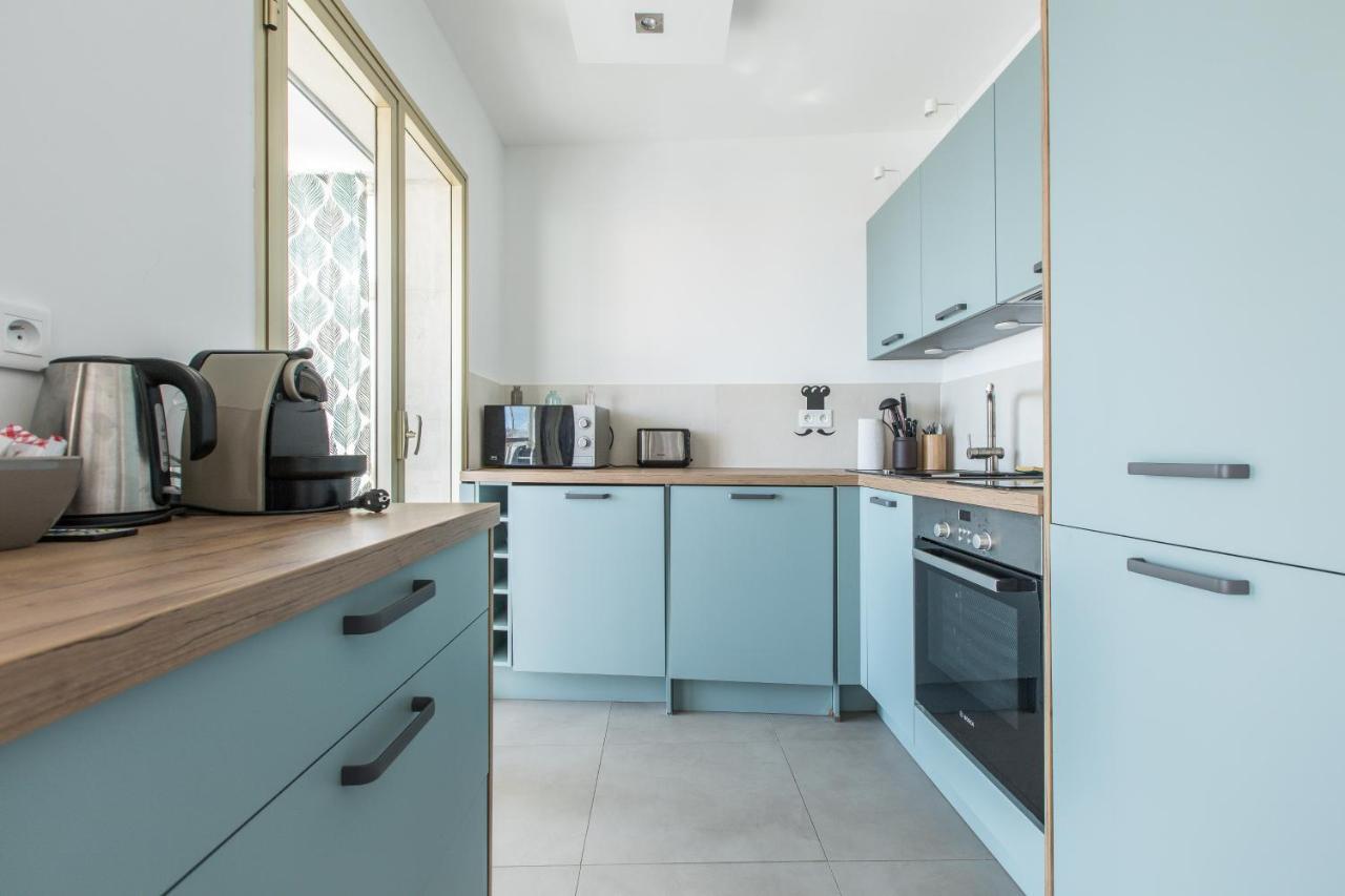 Lb Vacation Rentals I Admire Panoramic Ocean Views Through Walls Of Windows Cannes Ngoại thất bức ảnh